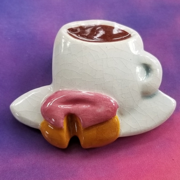 Relisted -Coffee and donut brooch pin strawberry java bean - Picture 3 of 7